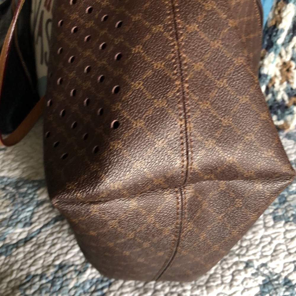 Rioni Zip Tote Bag, Laser Cut, Brown/Tan - Picture 10 of 11